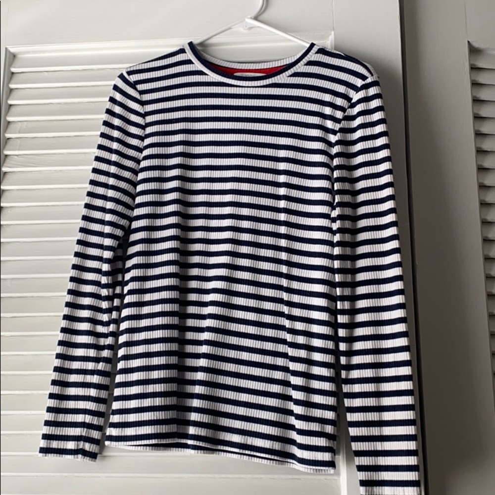 Stripped long sleeve top